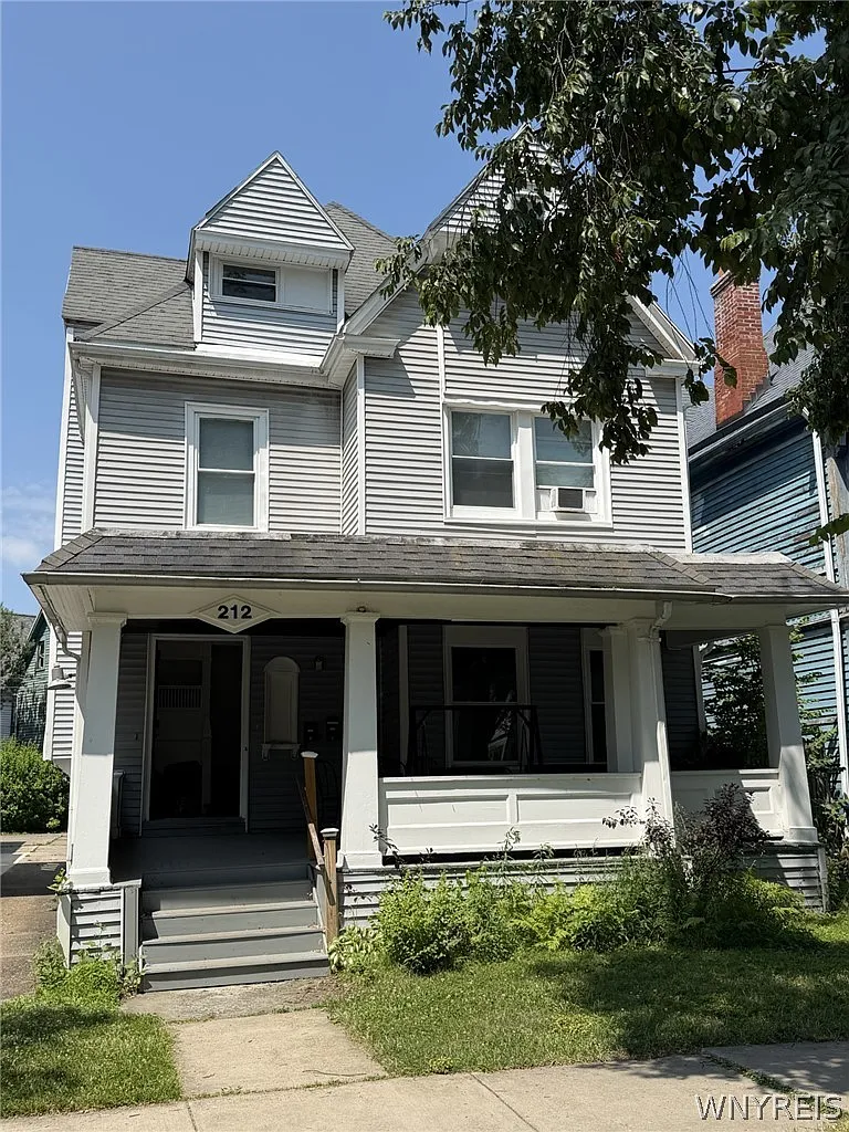 2 bed, 1.0 bath, 3167 sqft, $1,650 — Photo 1