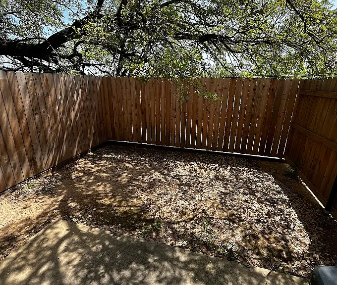 202 S Walnut St — Photo 10
