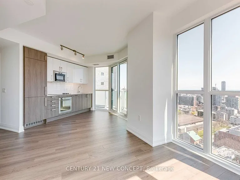 77 Mutual St #3004 — Photo 9