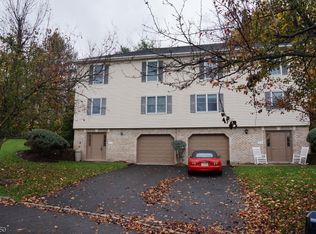 8 Magnolia Ct, Madison, NJ 07940