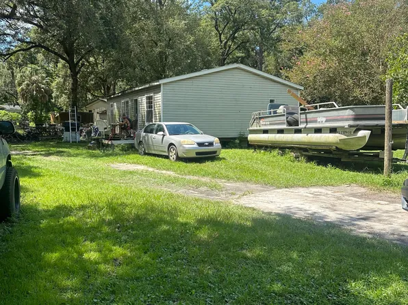 2736 KARA Circle, Hilliard, FL 32046