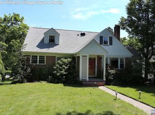 27 Sandford Rd #1X, Fair Lawn, NJ 07410