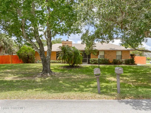 460 Neptune Dr NE, Palm Bay, FL 32907