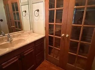 809 3rd Ave NW, Hickory, NC 28601