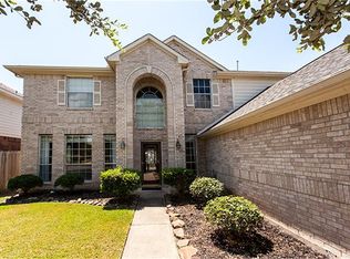 1134 Elmhurst Trails Ln, Seabrook, TX 77586