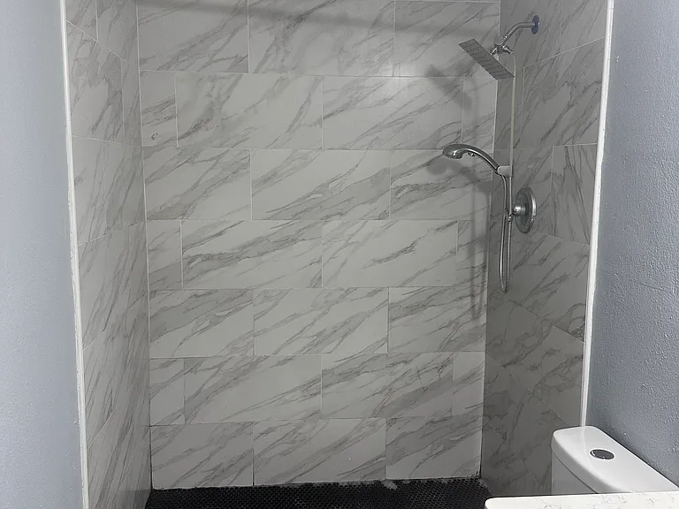 2030 Harold Ct — Photo 18