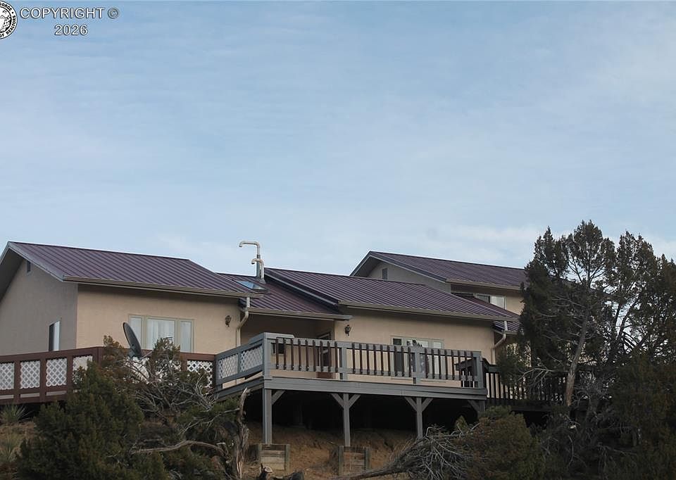 1st image of 110 Yucca Ave