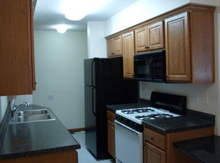 1010 15th Ave SE #303, Minneapolis, MN 55414