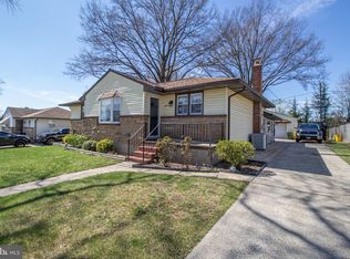 642 Douglas St, Baltimore, MD 21225