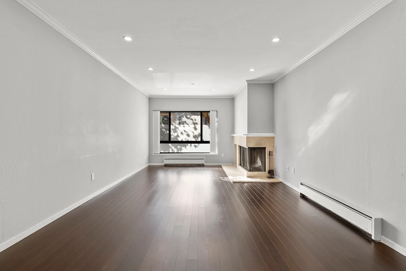 1350 California St APT 101 photo 1