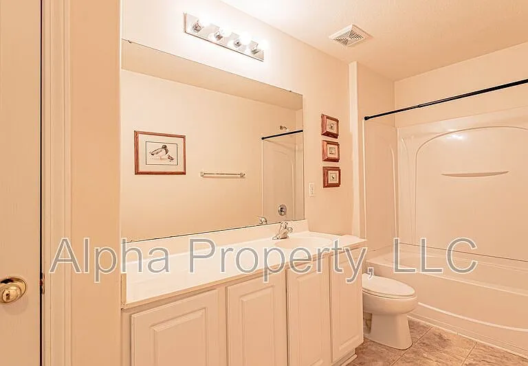 8 Reid Valley Ct — Photo 18