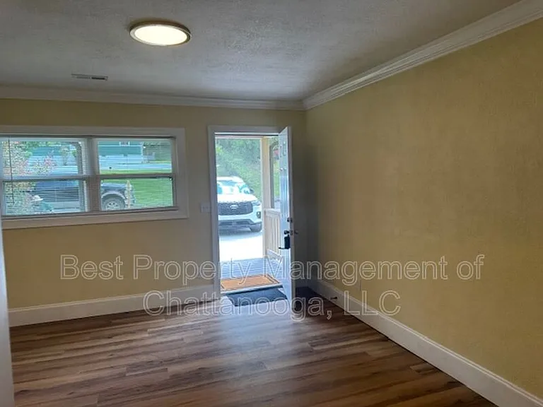 5281-87 Usher Dr #5287 — Photo 5