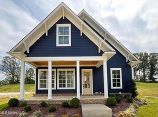 3119 N Ac Freeman Dr, Hernando, MS 38632