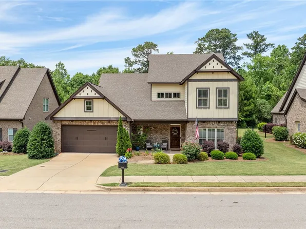2226 N Donahue Dr, Waverly, AL 36879