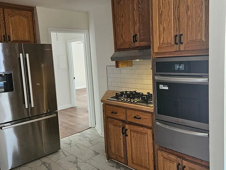 2057 Verbena St NW — Photo 7