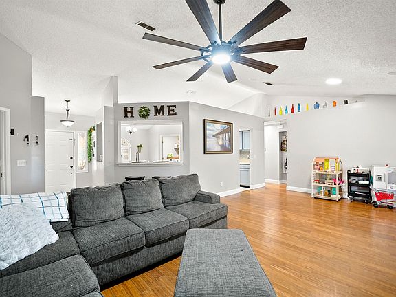 2nd image of 2157 Saint Martins Dr W
