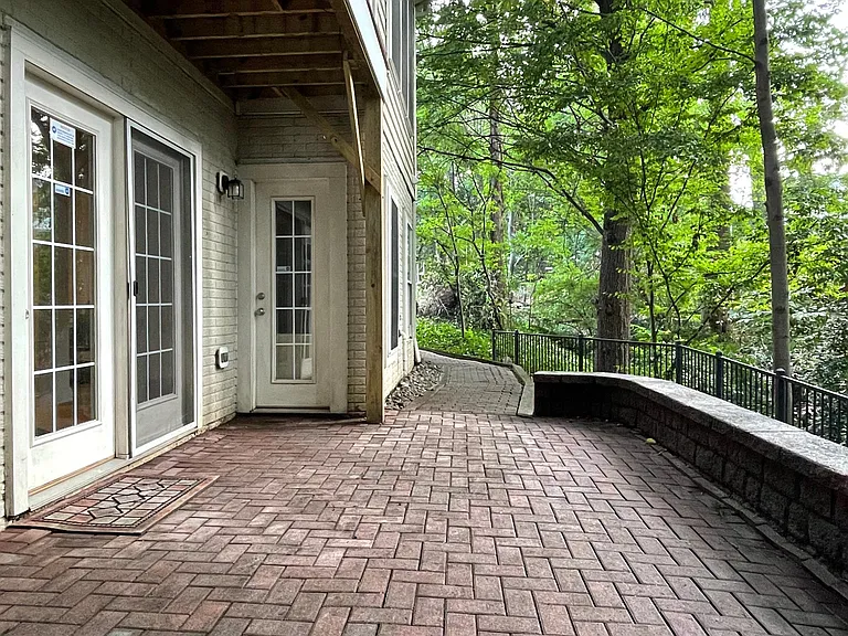 2312 Chestnut Hill Ave — Photo 2