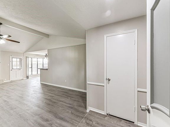 5th image of 10806 Shannon Hills Dr