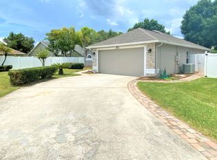 620 Herons Nest Ct, Orlando, FL 32825