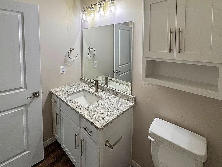 TIMBER CAMP LUXURY APARTMENT HOMES — Photo 10