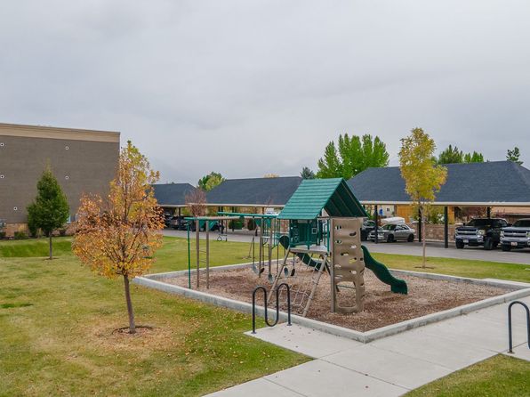 200 W 1000 S #D0CD9E8B0