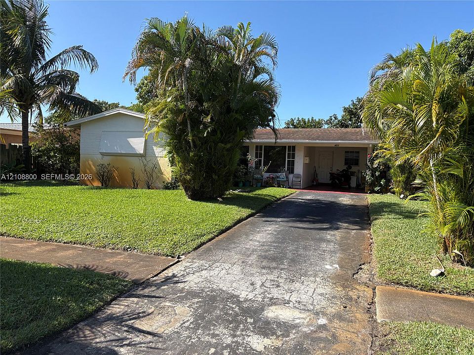 1st image of 451 SW 30th Ave