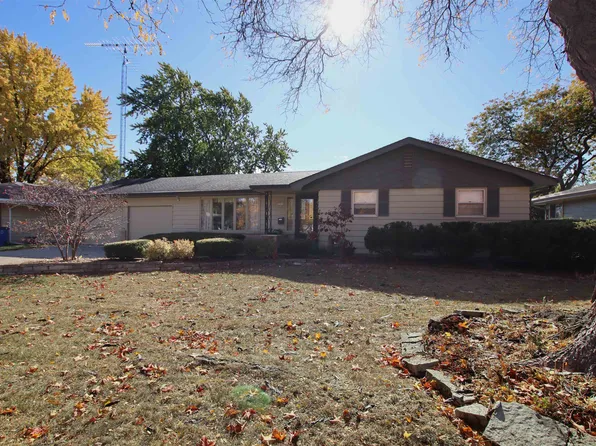 1537 W 6th Ave, Oshkosh, WI 54902