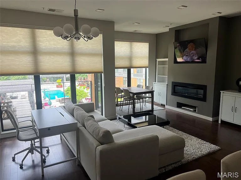 4101 Laclede Ave #309 — Photo 4