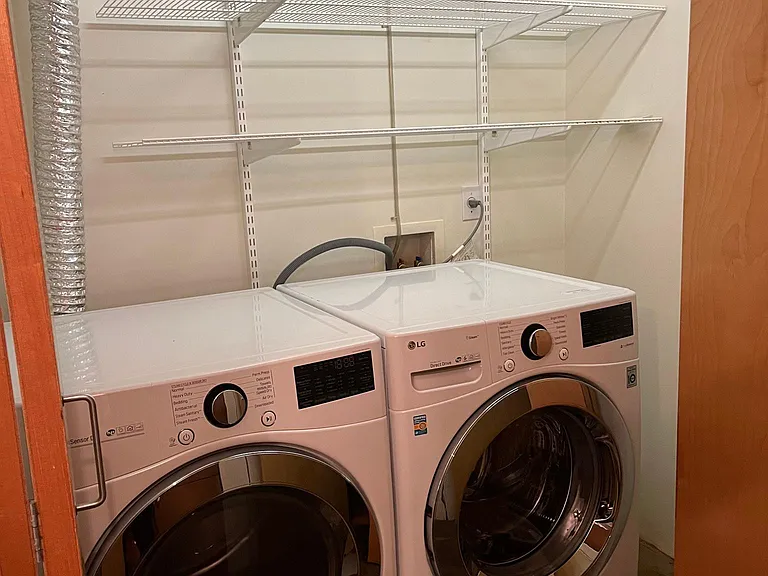 1420 NW Lovejoy St #332 — Photo 19