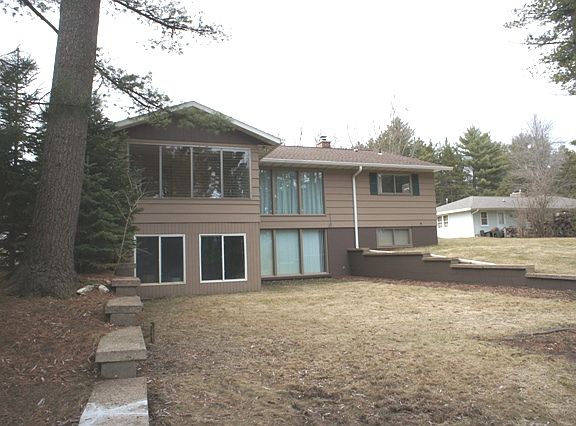 3rd image of 468 Woodland Dr