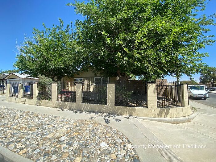 1st image of 1309 E Avenue J #J-4