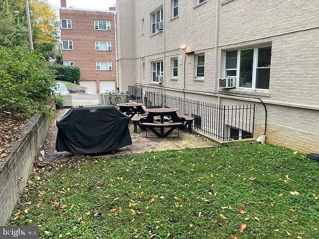 BBQ/shared patio