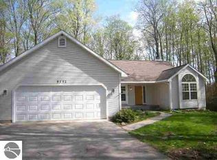 9732 Woodys Run, Traverse City, MI 49684
