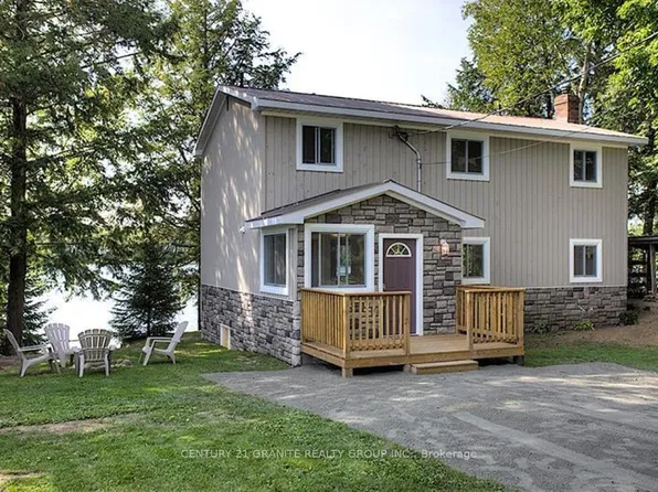 1038 Squirrel Ln, Highlands East, ON K0L 1C0