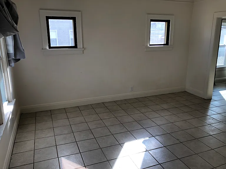 3843 N Vel R Phillips Ave — Photo 14