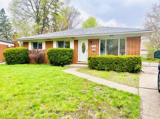 2129 Walter Ct, Warren, MI 48092