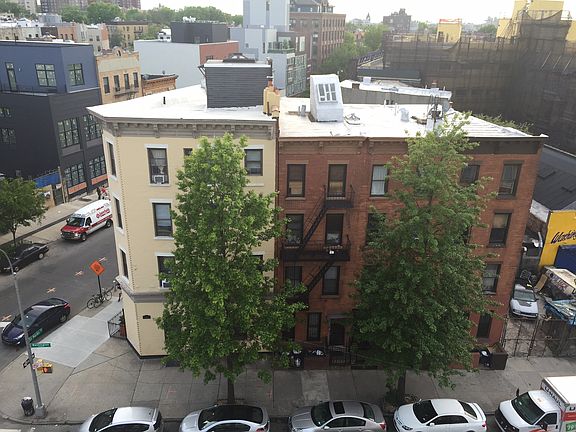 5th image of 655 Washington Ave APT 4A