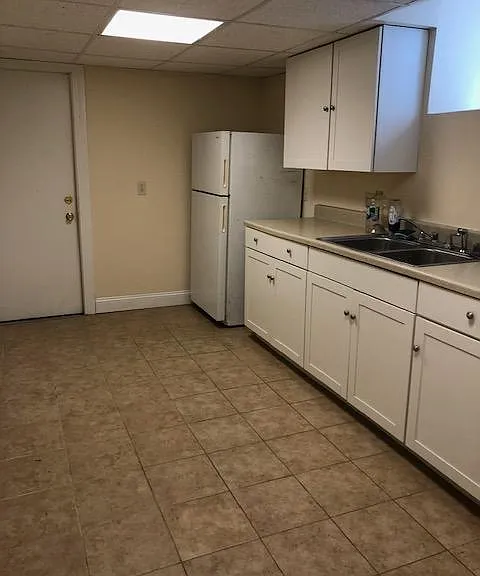 20 Grant St #B — Photo 2