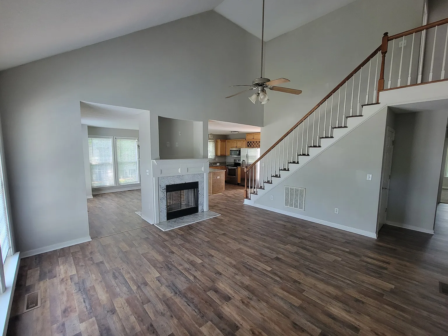 5 bed, 2050 sqft, $2,200 — Photo 2
