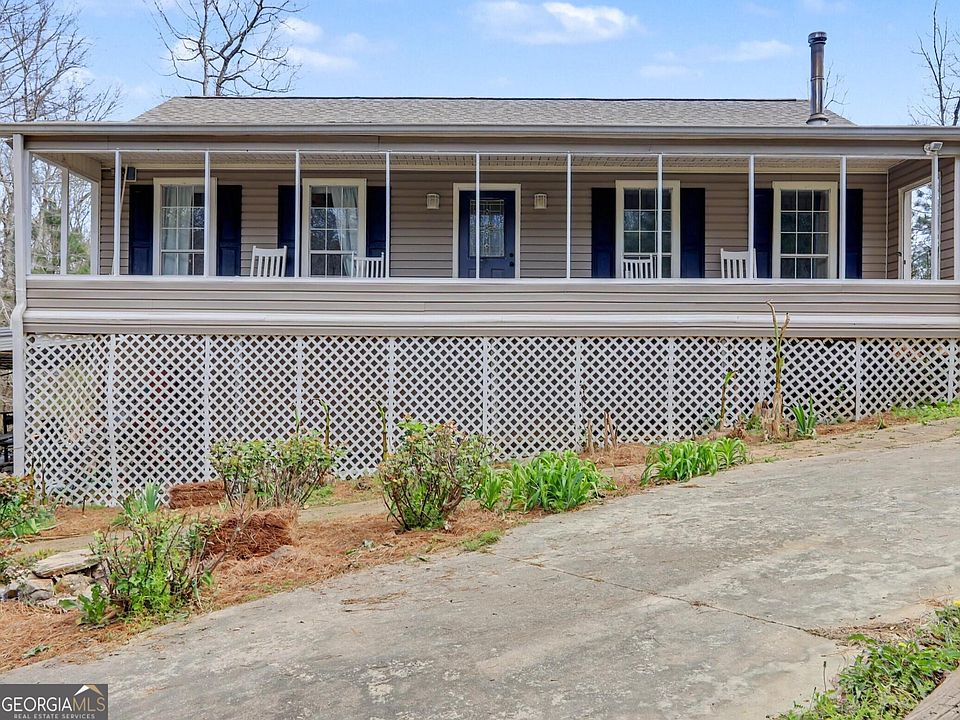 1st image of 376 Doe Ln
