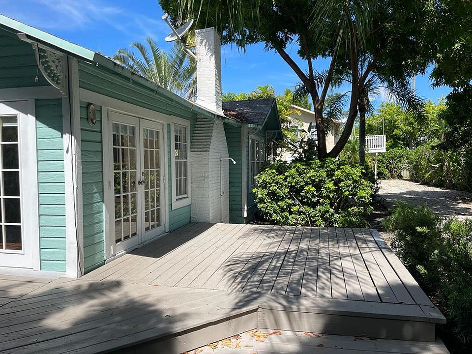 1st image of 509 SW 8th St Unit 509