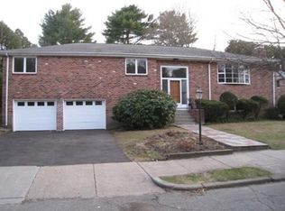69 Donna Rd, Newton, MA 02459