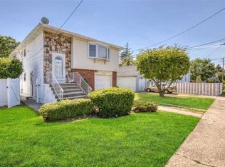 150 Dean St, Valley Stream, NY 11580