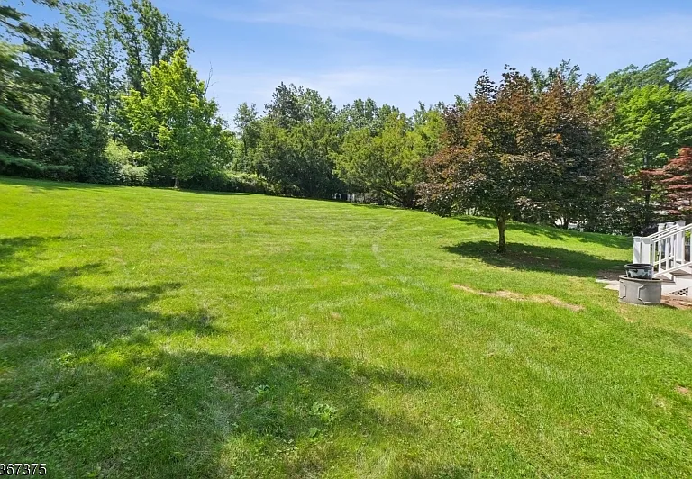 415 Fairmount Ave — Photo 27