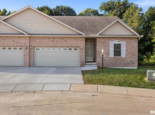 6500 N Queen Frances Ln #6500, Peoria, IL 61615