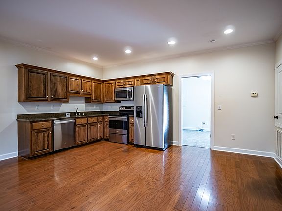 5th image of 115 Orleans Oak Ln