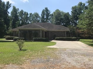 1166 Deberry Dr, Manning, SC 29102