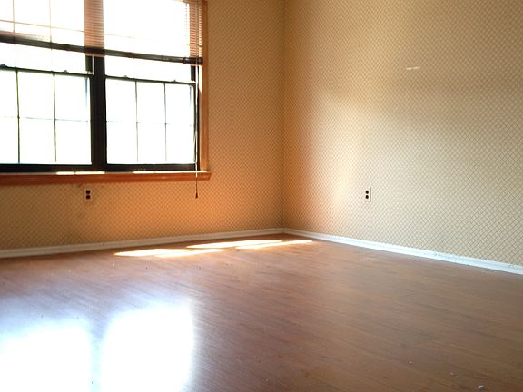 Bedroom2