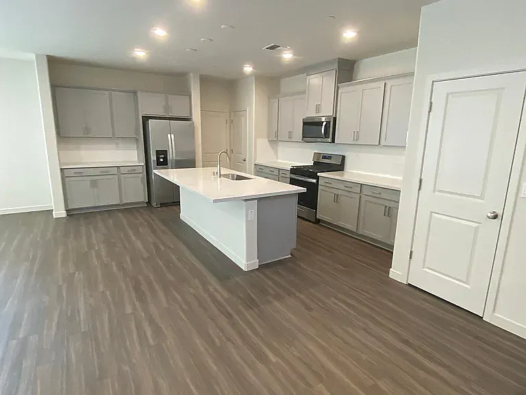 653 Barreet Lake Rd — Photo 17
