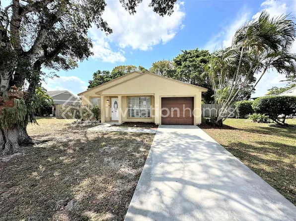 1309 Savoyard Way, Royal Palm Beach, FL 33411